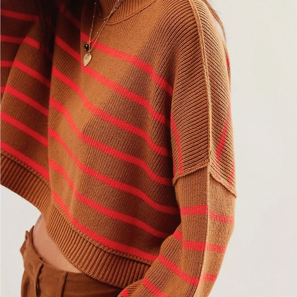 Easy Street Stripe Crop Pullover - Picture 2 of 4